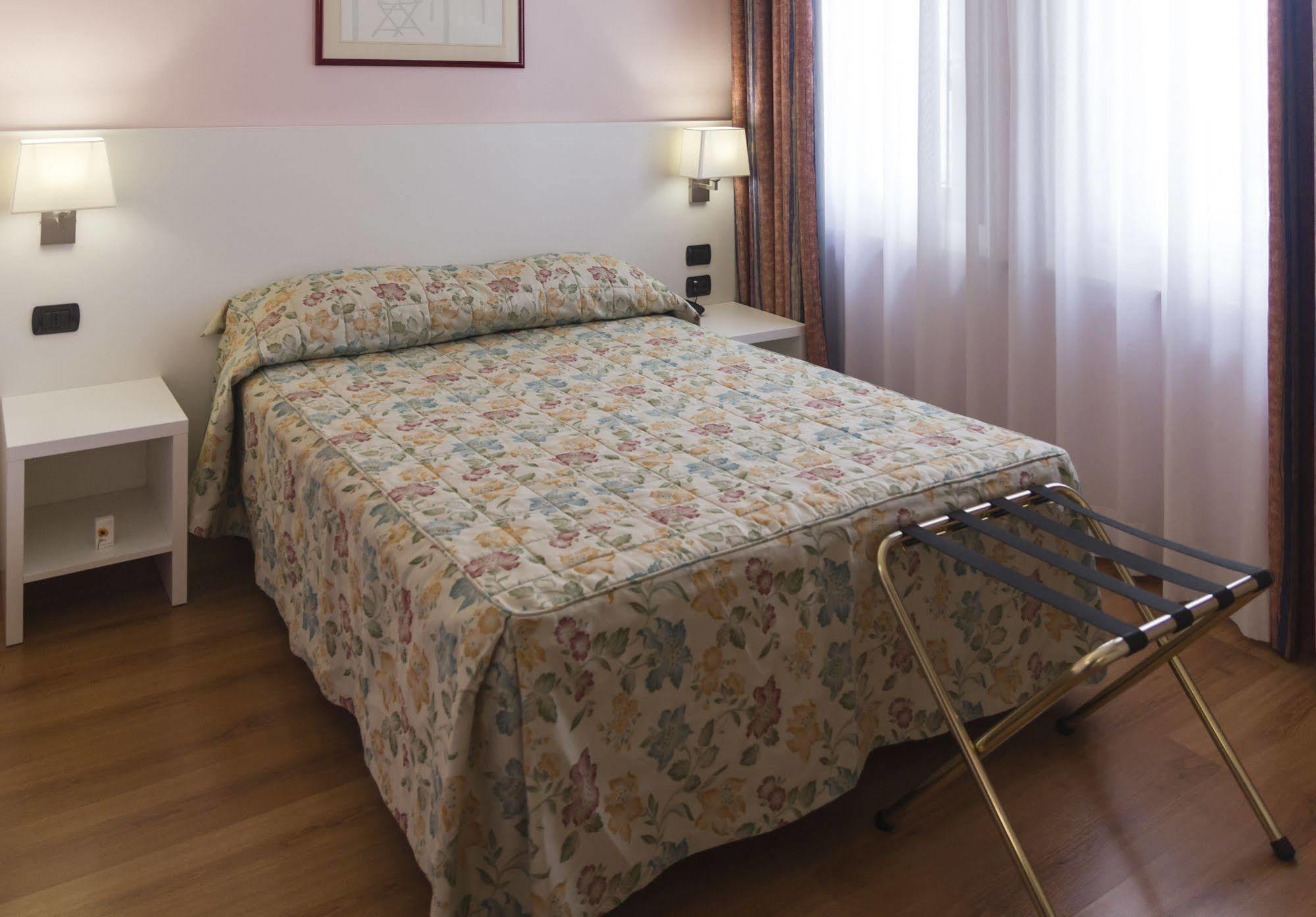 Hotel Pico Мирандола Экстерьер фото
