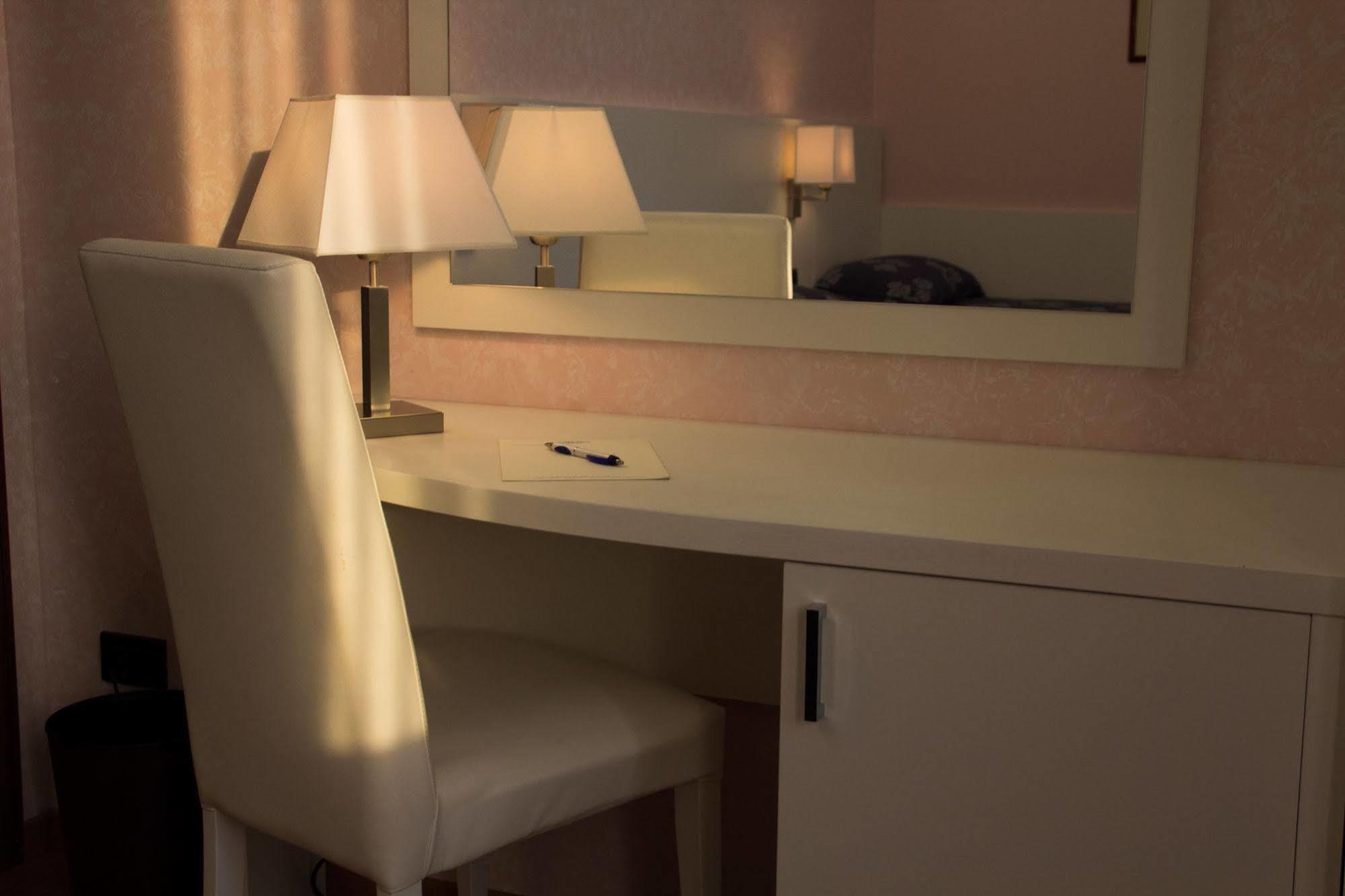 Hotel Pico Мирандола Экстерьер фото