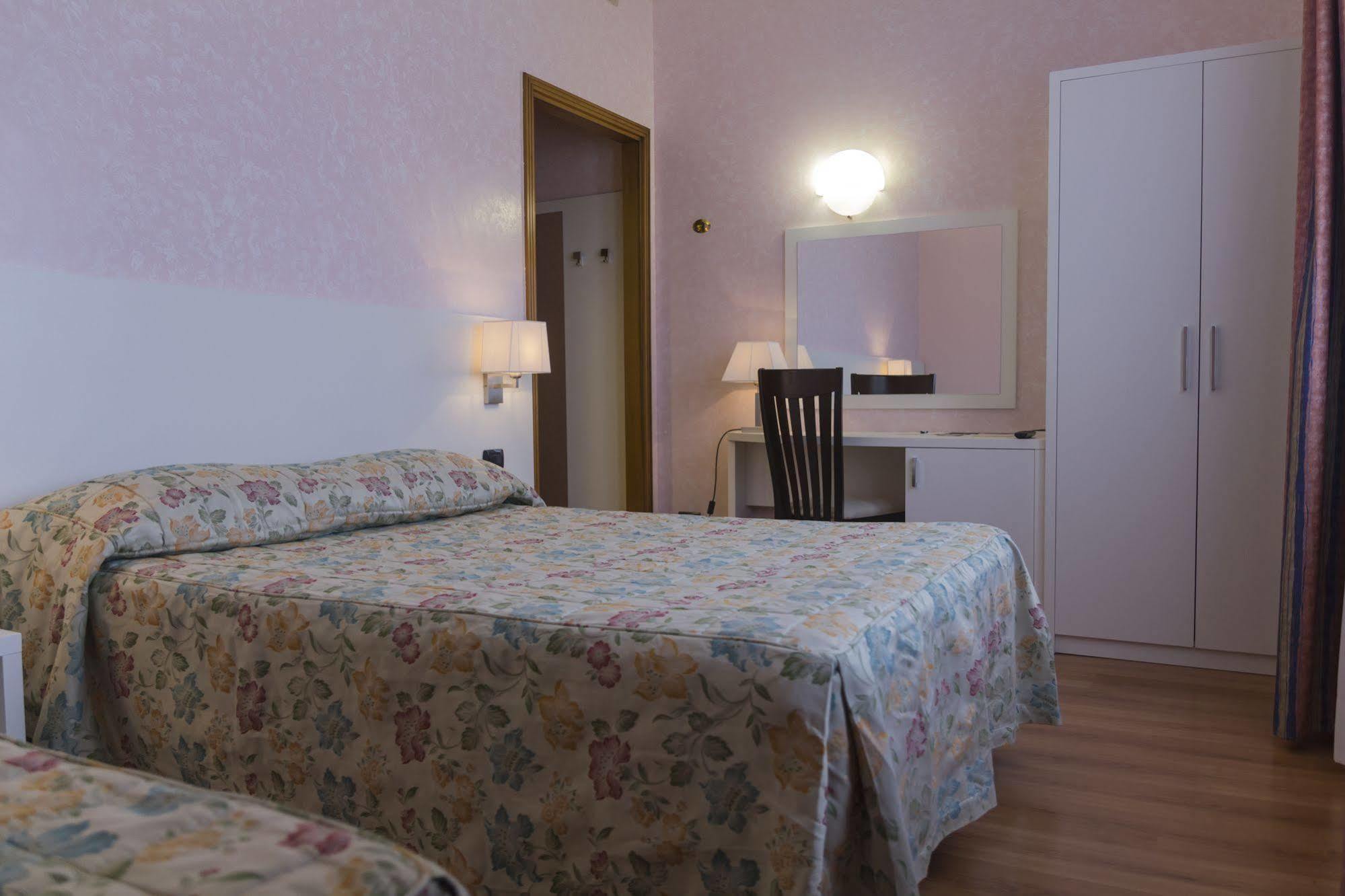 Hotel Pico Мирандола Экстерьер фото